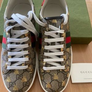💯 Authentic Gucci sneakers.